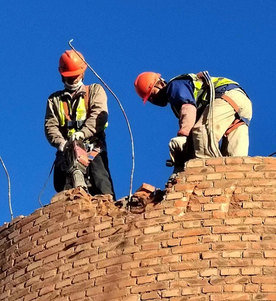 1739881394439945.jpg 670cef37b8492927cdd2c238322dc95.jpg